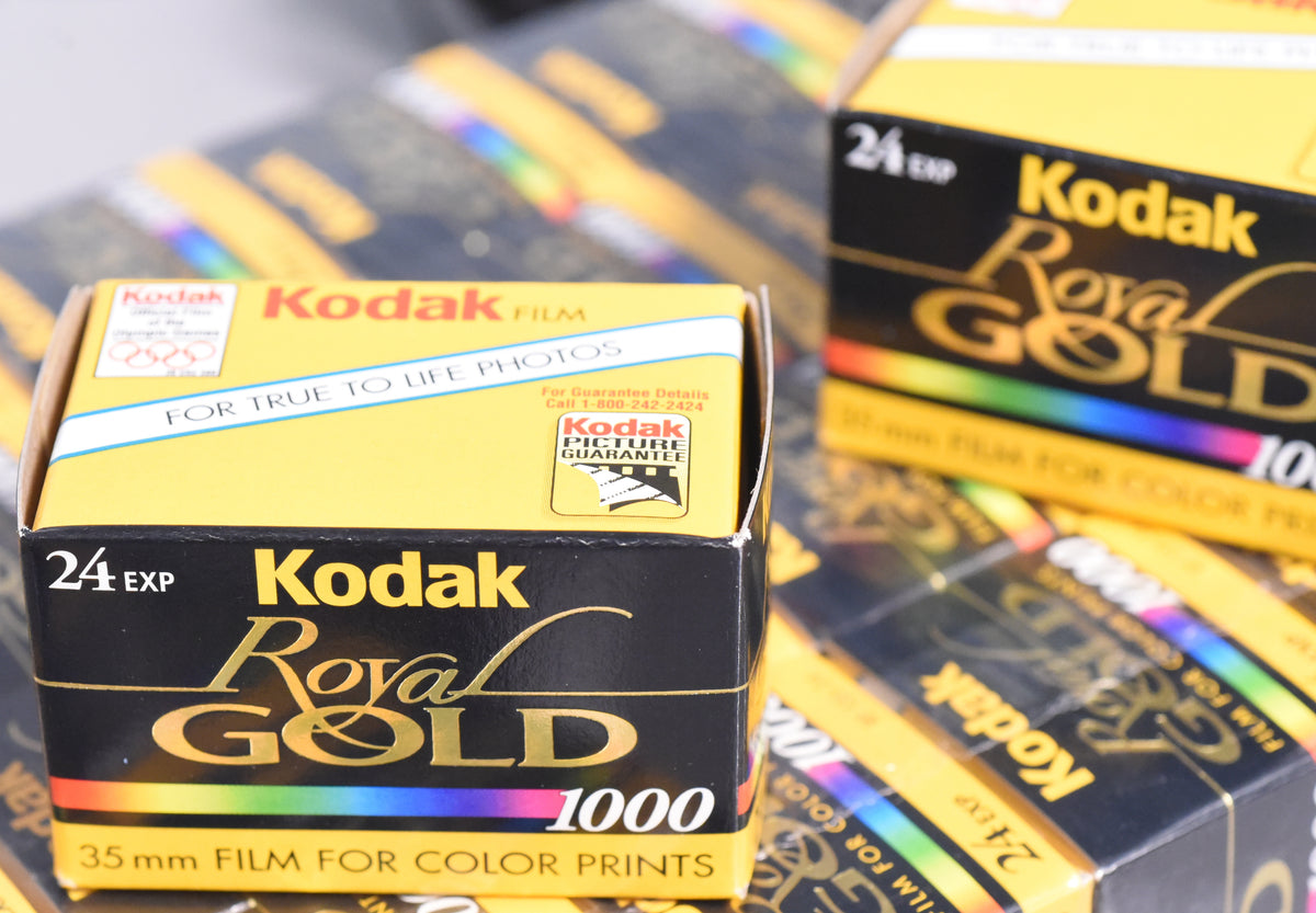 KODAK M35  unboxing, sample photos & loading film (kodak gold) 