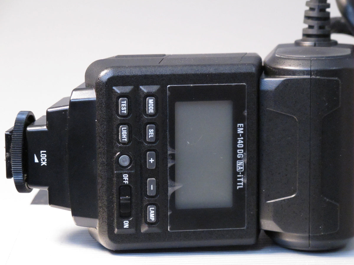 Sigma Electronic Ring Flash Macro EM-140 DG – Phototek Canada