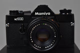 Caméra argentique Mamiya NC1000 135 avec lentille 50mm f2.0/Mamiya NC1000 135 with 50mm F2.0 Film Camera