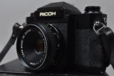 Appareil photo Ricoh SLX-500 35SLR avec Auto RIKENON 50mm F/2.8/Ricoh SLX-500 35SLR Camera with Auto RIKENON 50mm F/2.8