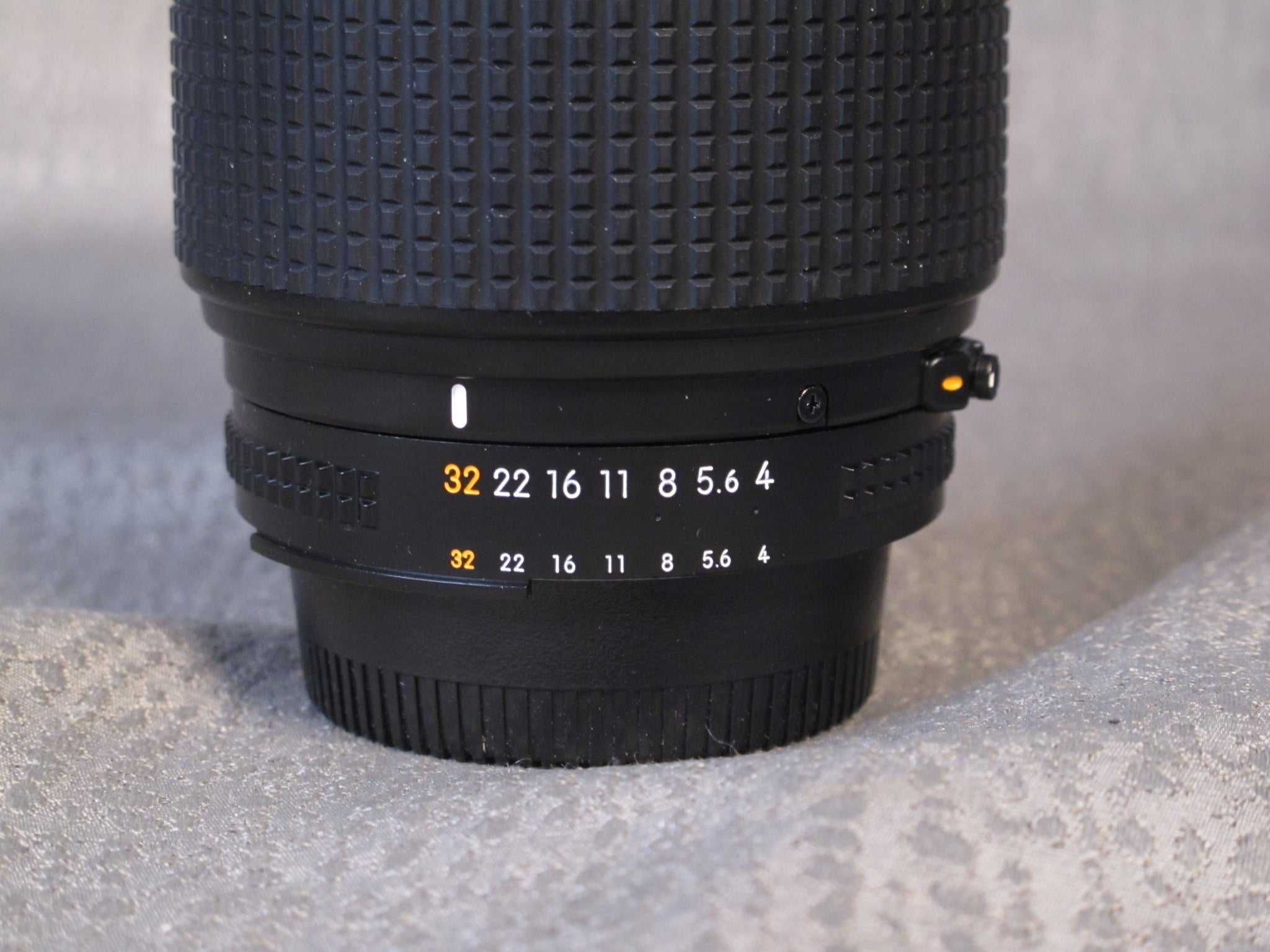 Nikon AF Nikkor 70-210mm f4 Lens – Phototek Canada